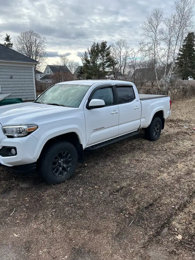 2020 Tacoma sr5