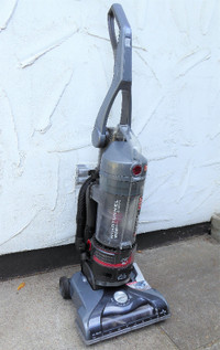Hoover bagless upright vacuum