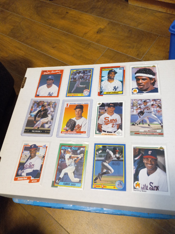 Baseball Cards Rookies Only Sanders,Mussina,Sosa Various Lot NM in Arts & Collectibles in Trenton