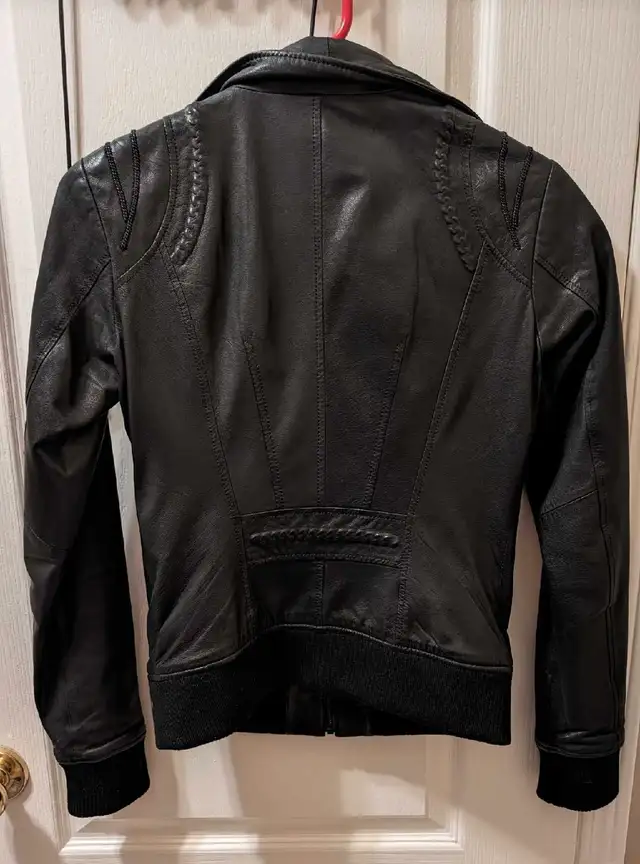 Black leather jacket62865711552513121