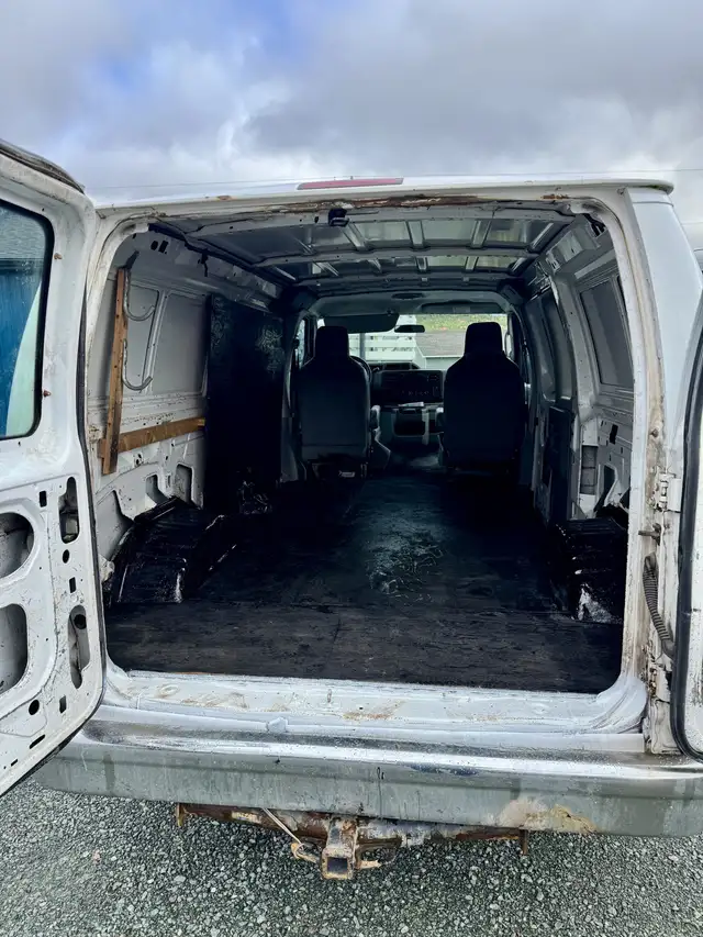 *** Price Drop *** 2013 ford e250 econoline cargo van in Cars & Trucks in St. John's - Image 9