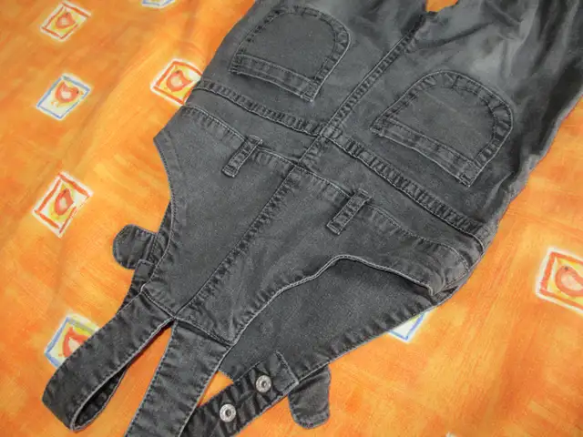 Salopette en denim Nano (pour enfants 12 mois) (C187) in Clothing - 9-12 Months in City of Montréal - Image 8