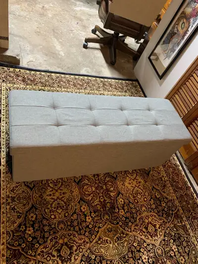 Light grey storage ottoman in great condition 43” wide 15” tall 15” deep $40