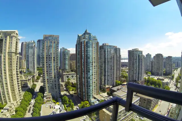 Panoramic Furnished 1BR + Office in Yaletown, All Utilities Incl in Long Term Rentals in Vancouver - Image 7