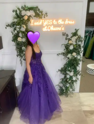 grad dress in Women's - Dresses & Skirts in Saskatoon | Kijiji Marketplaces