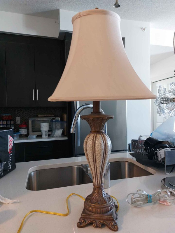 Regency style 3-way table lamp in Indoor Lighting & Fans in Calgary