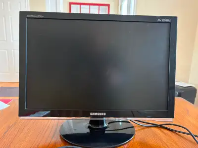 Samsung Computer Monitors 22 inch two available, View more