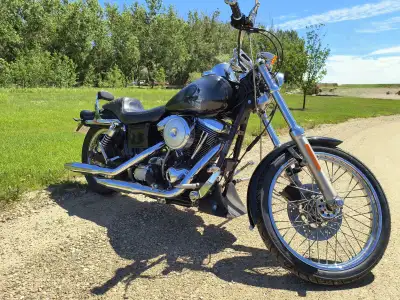 Custom paint and many custom parts. Mechanical inspection done in June 2026 New front tyre and compl...