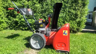SNOWBLOWER MINT CONDITION, View more