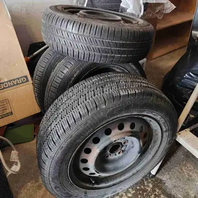 Good year all season tires. Great condition. Pick up south oshawa.