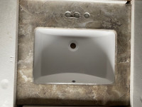 31x22 Bathroom (vanity top) quartz