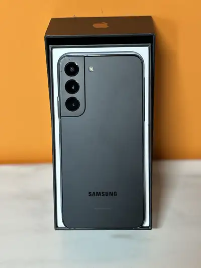 Samsung S22 128gb (Store Warranty), View more