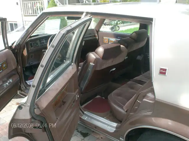 1984 Oldsmobile Cutlass Supreme Sedan Original Paint Only 103K in Classic Cars in Mississauga / Peel Region - Image 5