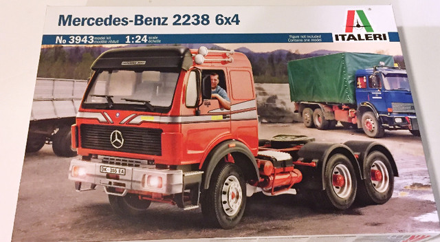Italeri 1/24 Mercedes-Benz 2238 6x4 tractor in Toys & Games in Richmond