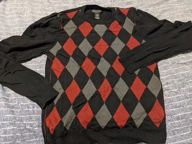 Men's Sweaters Size Small in Men's in Edmonton - Image 2