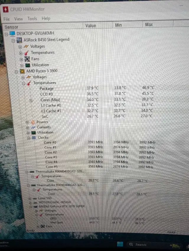 high end gaming PC setup with 31"curved monitor in Desktop Computers in Ottawa - Image 5