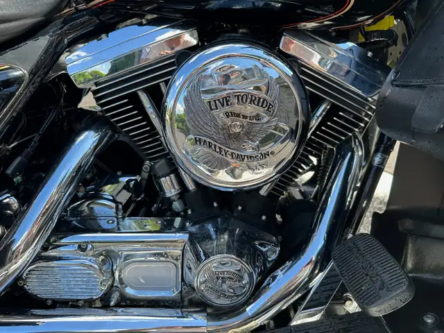 1995 Harley Davidson FLHTC Ultra Classic Heavy Weight in Touring in Ottawa - Image 5
