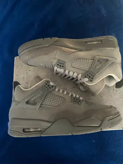 Jordan 4 (Paris), View more