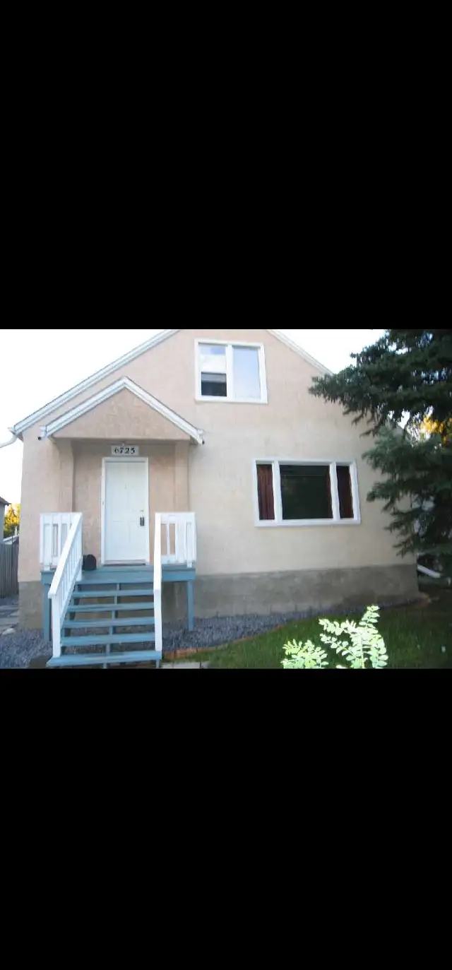 CLEAN, SPACIOUS 1-BDRM UPPER SUITE W/ BALCONY + YARD63882288140033120