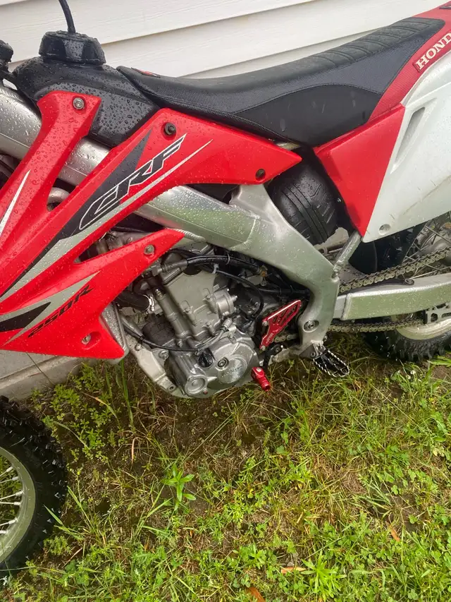  2009 Crf 250r  in Dirt Bikes & Motocross in Muskoka - Image 7