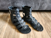 Women's black flat sandals - size 6 - side zippers