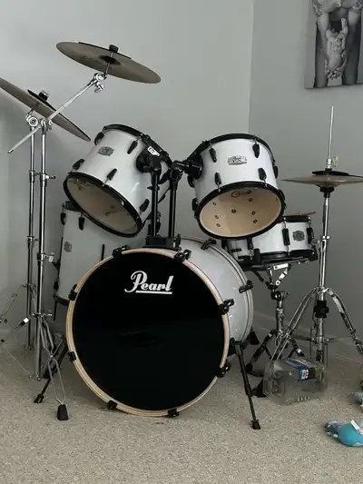 Pearl Export 5 piece drum set - new with Sabian cymbals , View more