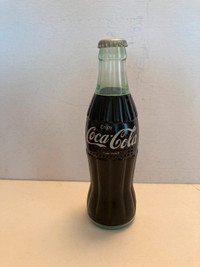 Vintage Coke Bottle Novelty AM Transistor Radio Coca Cola Works