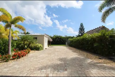 Emplacement pour camping-car à louer au Silver Palms RV Resort