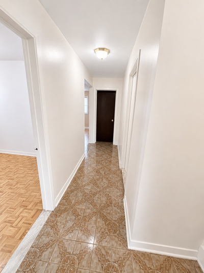 Avec ses trois chambres à coucher, ce logement de type 5½ convient aisément à différents modes de vi...