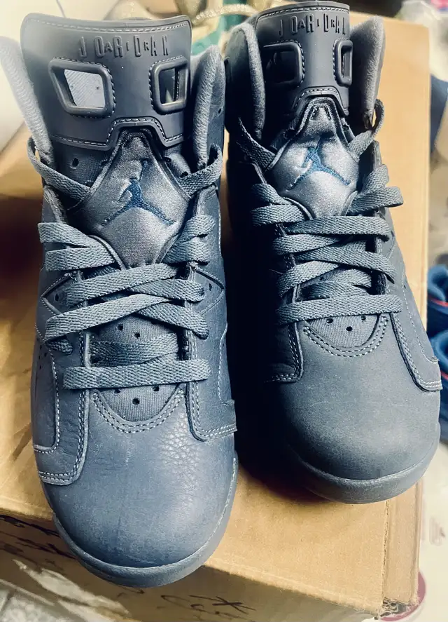 Air Jordan 6 Retro in Men's Shoes in City of Toronto - Image 2