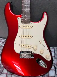 2014 Fender Stratocaster in mystic red