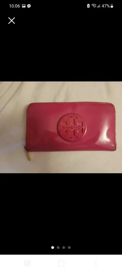 Moving sale Tory burch wallet, View more