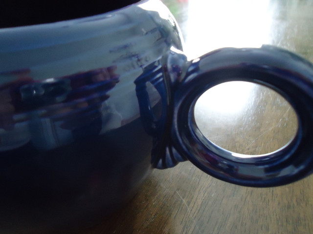 Rare Vintage Fiestaware Cobalt Blue 32 oz jug in Arts & Collectibles in Owen Sound - Image 4