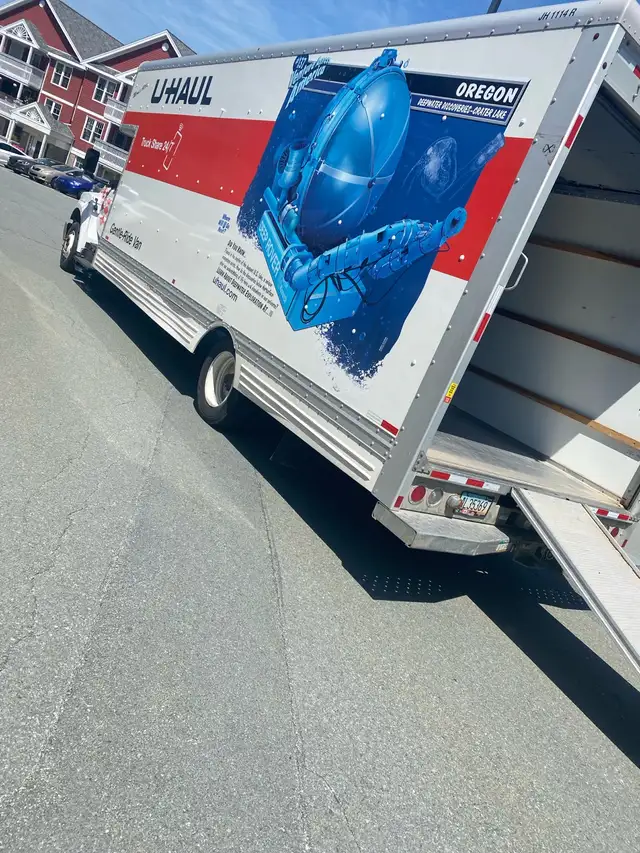 Hero Ottawa mover’s $95 for 2 men and a 16 ft truck 75 no truck63235146332161123