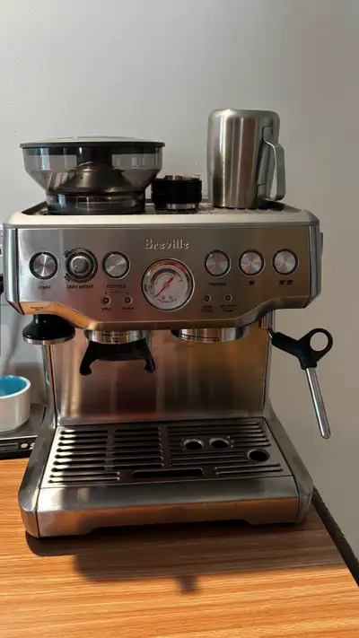 Breville Barista Express + Additional Accesories, View more
