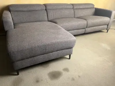 DELIVERY AVAILABLE! GREY FABRIC RECLINER SECTIONAL FOR $600!, View more