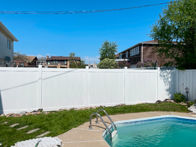 White colour vinyl fence, The Unique Beauty by the Poolside in Decks & Fences in City of Toronto - Image 2