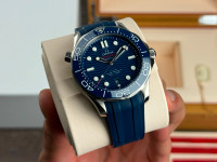 Omega Seamaster 300M (Blue Rubber) – Full Set, Box & Papers