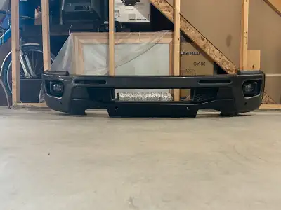 Ford Ranger Front Bumper Will fit a 2019 to 2023 Front parking assist holes Factory fog lights It’s...