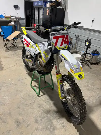 2024 Husqvarna FC 250 bike is in mint shape only 41 hours on it has new front and rear tire new oil...