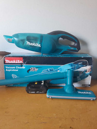 Makita DCL180ZB 18V LXT 650ml Vacuum Cleaner Black/Clear Teal