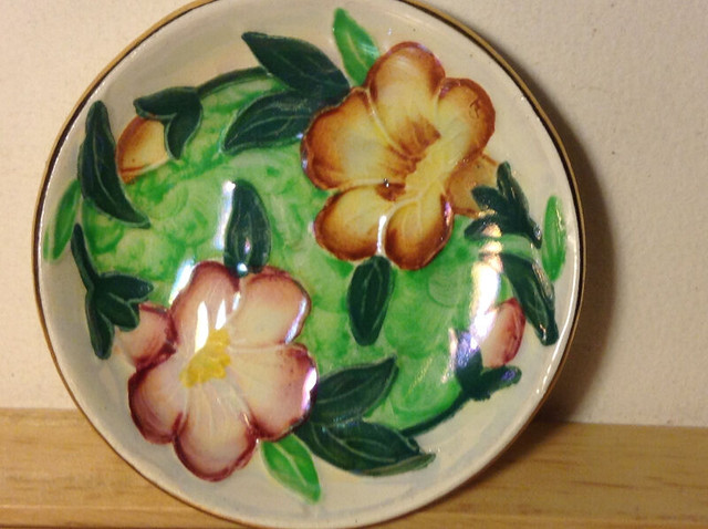 Art Deco MALING Lustre Hand Painted Pottery Trinket Dish ca.1930 in Arts & Collectibles in Vancouver