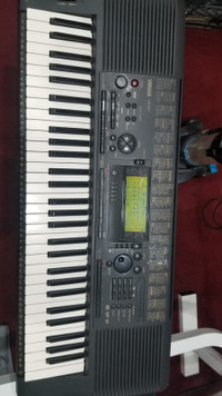 Yamaha PSR - 620 Keyboard
