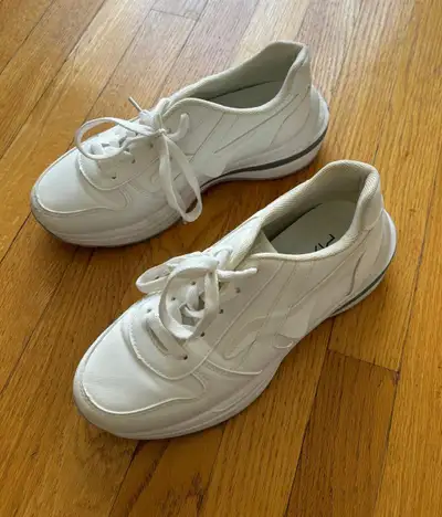 PIXI comfy flat sneaker with lace up, View more