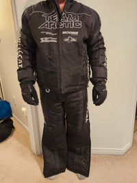 Arctic Cat snowmobile suit XL 