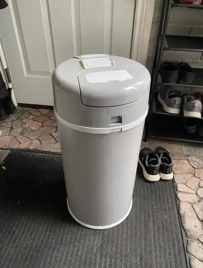 Bubula Steel Diaper Pail, View more