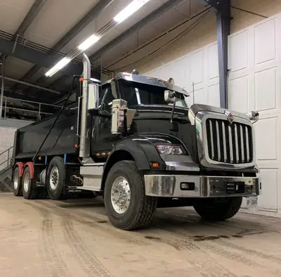 DUMP TRUCK FOR SALE – READY TO WORK! 2022 International HX620 Engine: Cummins Diesel, 500 HP] Transm...
