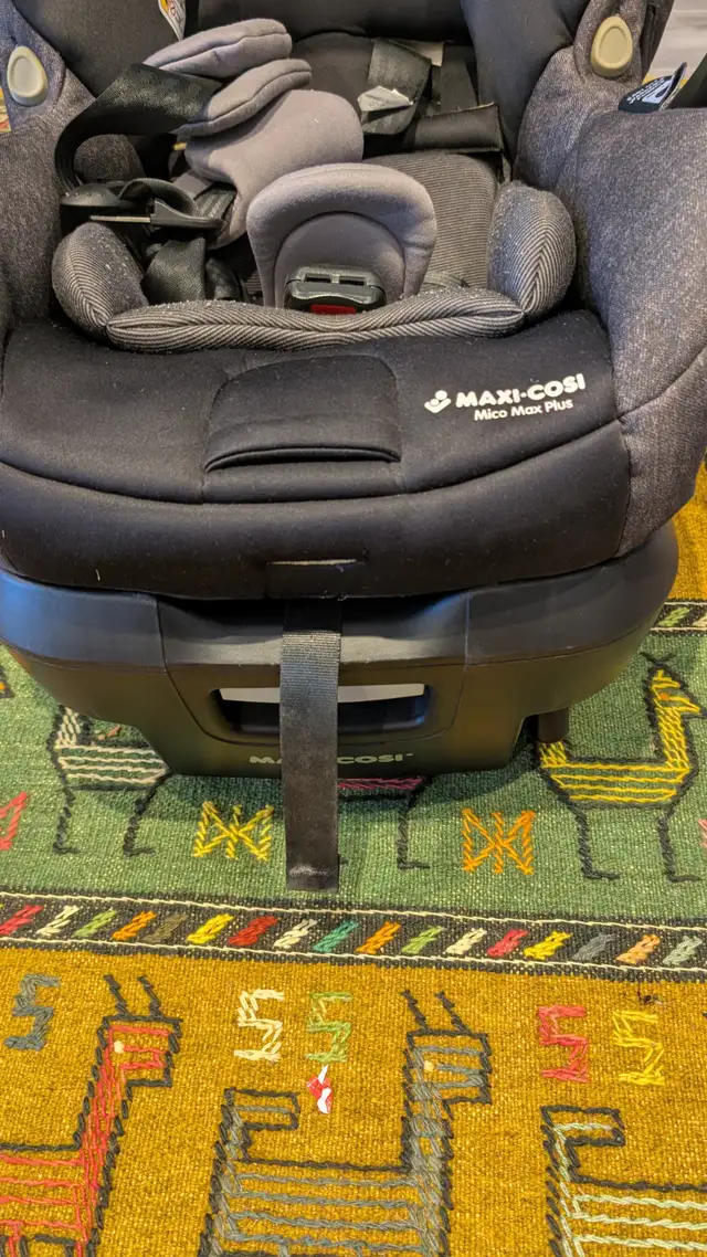Maxi-Cosi Mico Max Plus Infant Car Seat in Strollers, Carriers & Car Seats in City of Toronto - Image 10