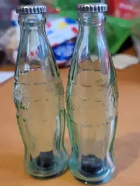 Coca-Cola Embossed Mini Green Glass Bottle Retro Salt Pepper Sha