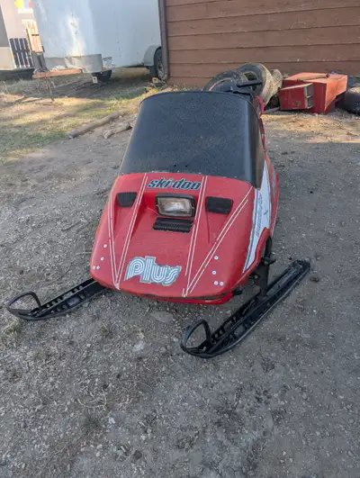 Up for sale is my 1988 ski doo formula plus has had the top end rebuilt as well as carb kits pull st...